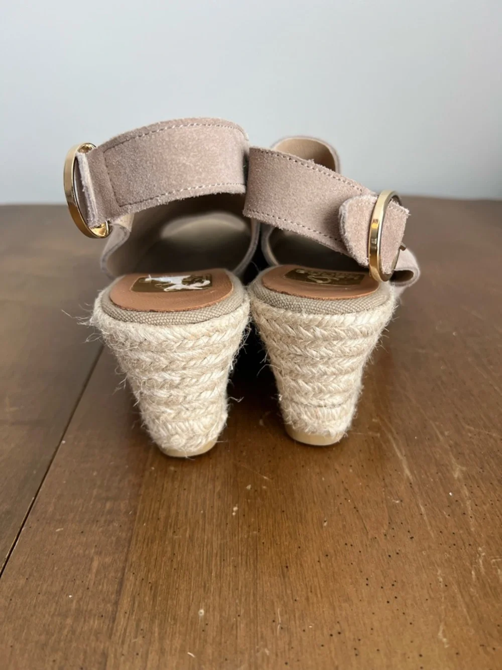 Kanna Beige‎ suede Espadrilles Sandals Size 9.5 (40)
